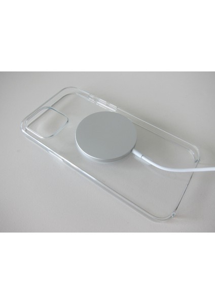 iPhone 11 Pro Max ile Uyumlu Magsafe Özellikli Darbe Önleyici Şeffaf Kılıf