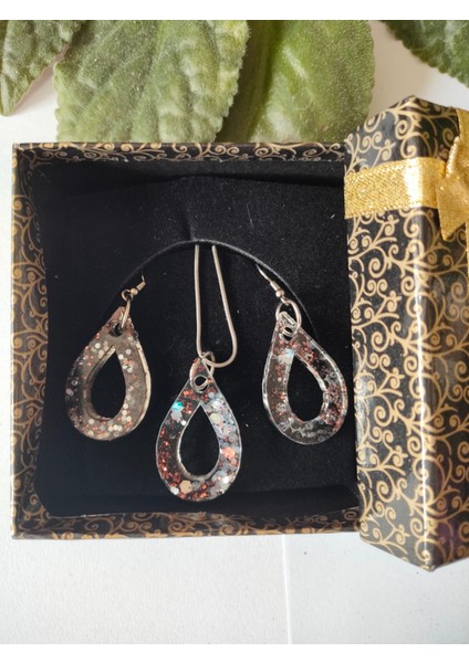 Su Damlası Figürlü Kolye ve Küpe Takı Seti fiyatları