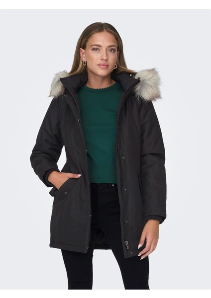 Mont 15300633 Onlnewkaty Parka cc Otw fiyatları