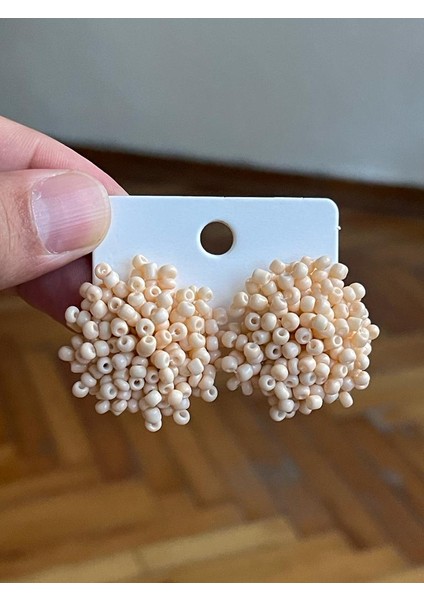 El Yapımı Sık Dokumalı Kum Boncuk Şık Top Küpe fiyatları