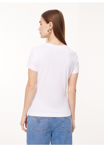 Bisiklet Yaka Baskılı Beyaz Kadın T-Shirt J0713