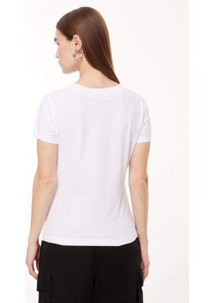 Bisiklet Yaka Baskılı Beyaz Kadın T-Shirt A0701