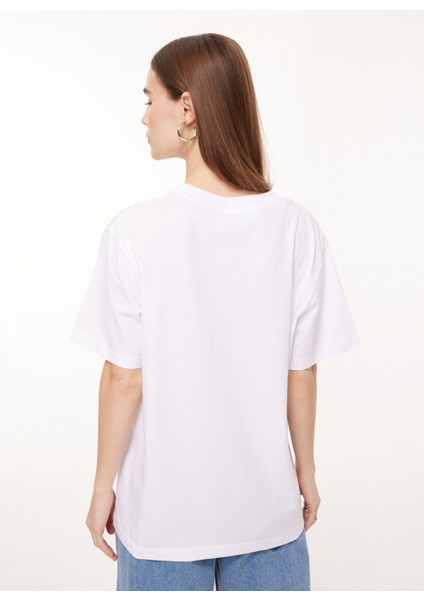 Bisiklet Yaka Baskılı Beyaz Kadın T-Shirt J0708