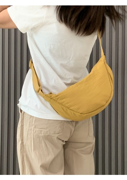 Tek Omuzlu Çapraz Gövdeli Naylon ve Ipek Pamuklu Düz Renkli Bez Çanta (Yurt Dışından) modelleri