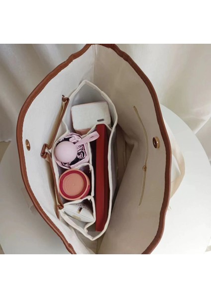 Büyük Kapasiteli Çok Bölmeli Taşınabilir Anne ve Bebek Çantası (Yurt Dışından) indirimleri