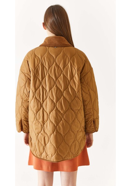 Oversize Kapitone Midi Kadın Kaban - Günlük Stil modelleri