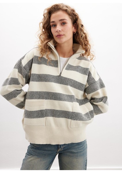 Mısty Sweater Yüksek Yaka Fermuarlı Çizgili Yün Karışım Kadın Triko Kazak - Ekru fiyatları