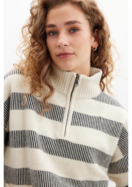 Mısty Sweater Yüksek Yaka Fermuarlı Çizgili Yün Karışım Kadın Triko Kazak - Ekru fırsatları