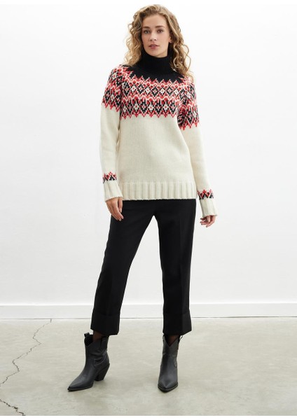 Styleboom x Peraluna Cotswald Faır Isle Pullover Balıkçı Yaka Baklava Desen Kazak Kadın Triko Kazak - Ekru Multi