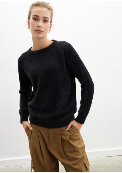 Hazel Pullover Bisiklet Yaka Rahat Kesimı Kadın Triko Kazak - Siyah