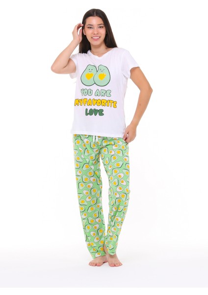 Kadın Beyaz Yeşil Love Avakado Baskılı Tşort Pantolon Takımı fiyatları