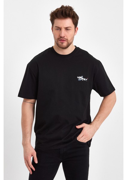 2702-1 Basic 24X1 Süprem Oversize Ön Sol Göğüs Balık Baskılı T-Shirt