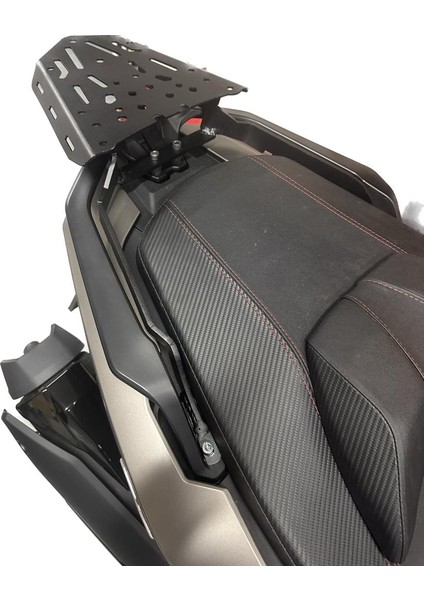 KYMCO Ak 550 Premium Arka Çanta Taşıma Demiri Kolsuz