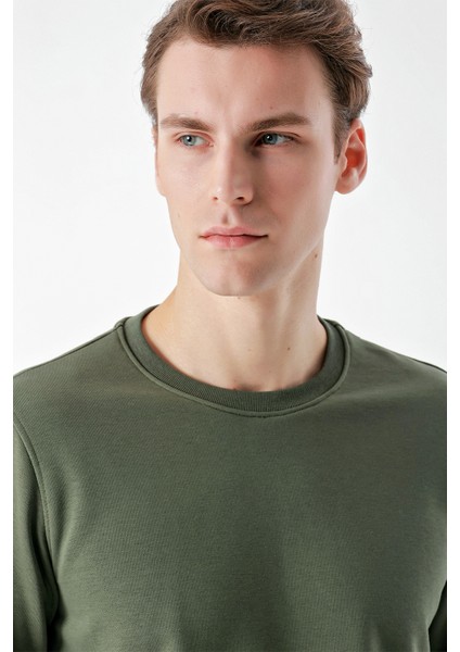 Erkek Yeşil Basic Bisiklet Yaka Sweat-Shirt fırsatları