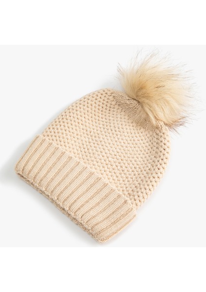 Lastikli Örgü Bere Kenarları Katlı Peluş Ponpon Detaylı fiyatları