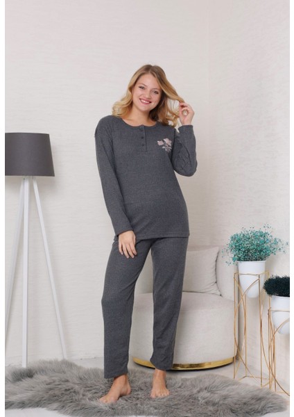 Kadın Büyük Beden Kışlık Antrasit Tek Çiçek Pijama Takımı Annegri1