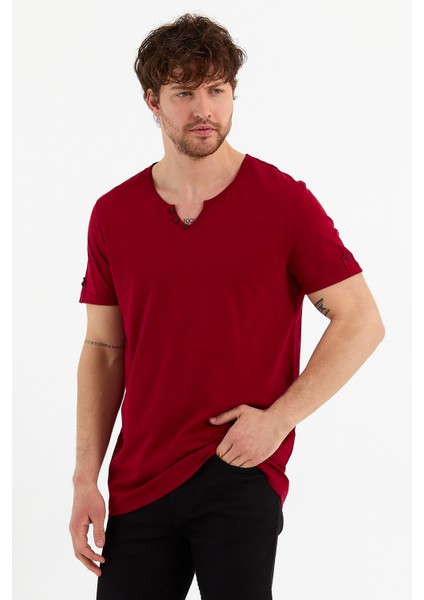 2135 Yeni Sezon Armut Yaka Düğme Detaylı T-Shirt modelleri