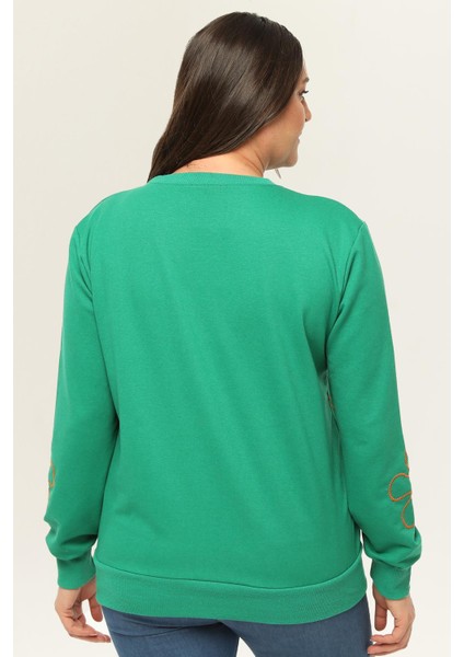 Kadın Büyük Beden Nakış Detaylı Basic Yeşil Sweatshirt