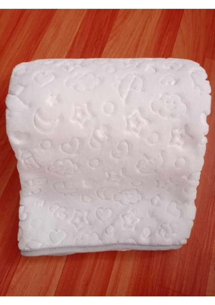 Kutulu Embos Bebek Battaniyesi 100X120 Açık Gri fırsatları