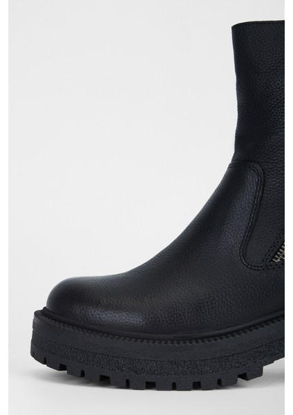 Kadın Siyah Floter Hakiki Deri Casual Bot 775 32201 Bn Bot SK23/24 fırsatları