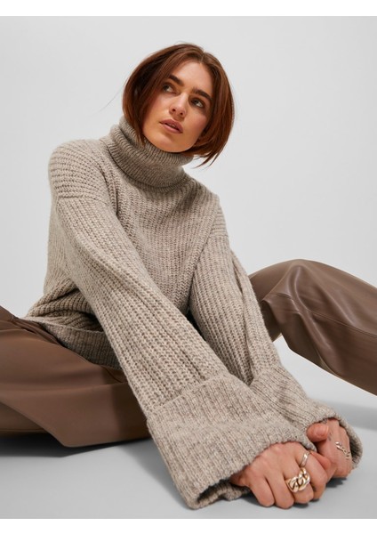 Balıkçı Yaka Rahat Kesim Krem Kadın Kazak 12248446 modelleri