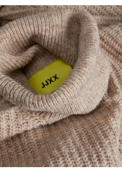 Balıkçı Yaka Rahat Kesim Krem Kadın Kazak 12248446 indirimleri