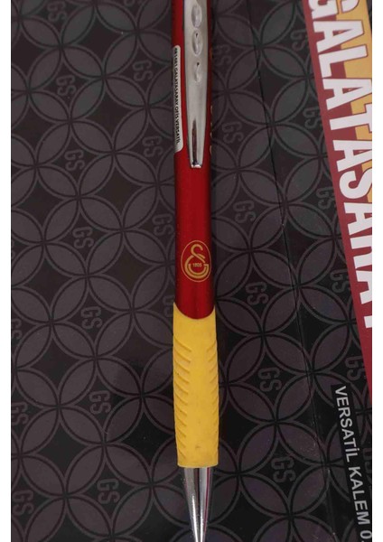 YENİ SEZON LİSANSLI GALATASARAY VERSATİL UÇLU KALEM 0,7 MM modelleri