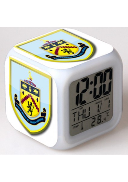 7 Renkli LED Kare Dijital Alarmlı Saat - Beyaz (Yurt Dışından)