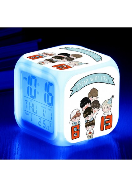 7 Renkli LED Kare Dijital Alarmlı Saat - Beyaz (Yurt Dışından)