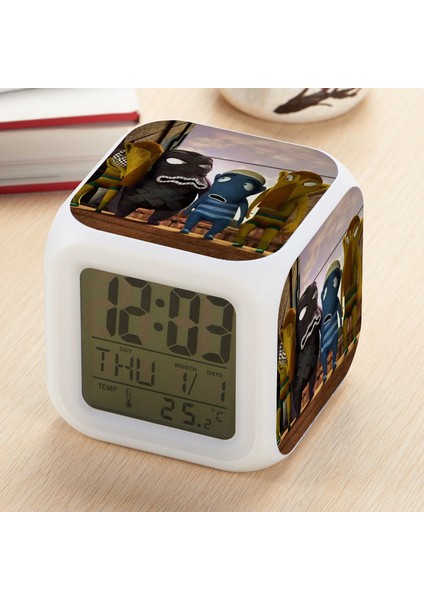 7 Renkli LED Kare Dijital Alarmlı Saat - Beyaz (Yurt Dışından)