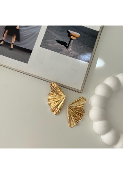 Gold Yaprak Küpe