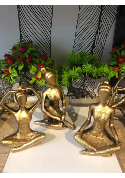 Dekoratif 3’lü Yogacı Biblo Seti Polyester