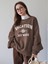 Kadın Kahve Vacation Joy Wake Baskılı Oversize Bisiklet Yaka Sweatshirt 3