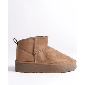 Capone Outfitters Kalın Tabanlı Yuvarlak Burunlu Kürklü Kısa Kadın Bot