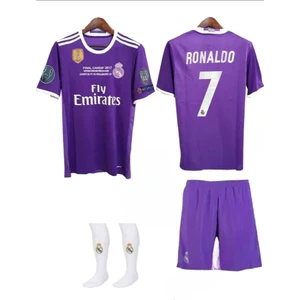 Real Madrid 2017 Cardiff Şampiyonlar Ligi Finali Cristiano Ronaldo Çocuk Forması+Şort+Armalı Çorap 3'lü Set
