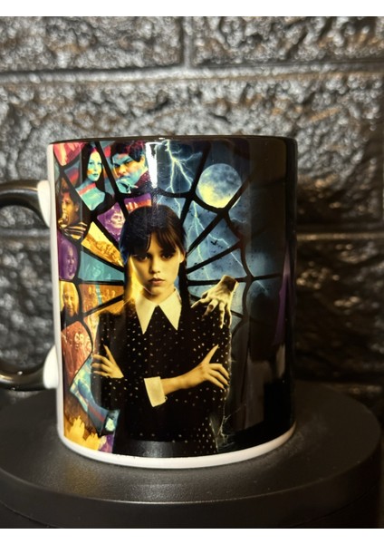 Wednesday Addam's Kupa