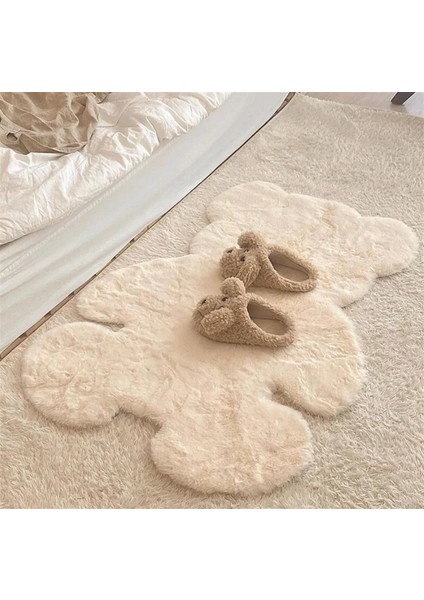 Krem Ayıcık Şekilli Peluş Halı