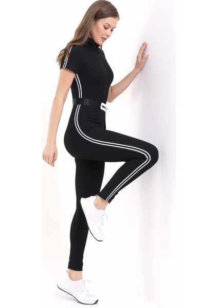 Kadın Siyah Yan Şeritli Yarım Fermuarlı Kısa Kollu Spor ve Günlük Body Tulum fiyatları