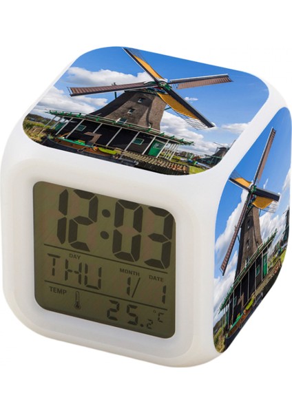 7 Renkli LED Kare Dijital Alarmlı Saat - Beyaz (Yurt Dışından)