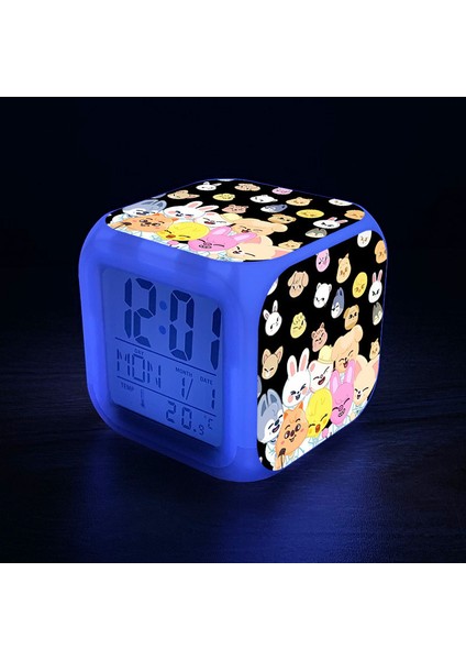 7 Renkli LED Kare Dijital Alarmlı Saat - Beyaz (Yurt Dışından)