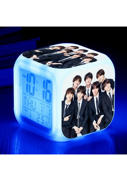 7 Renkli LED Kare Dijital Alarmlı Saat - Beyaz (Yurt Dışından)