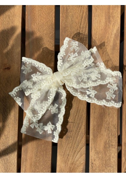 Fiyonk Model Klipsli Saç Tokası Ekru SBT1734