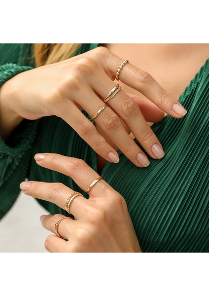 14 Ayar Altın Kıvrımlı Alyans Yüzük KRS115-14GR fırsatları