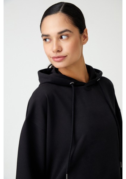 Siyah Kapüşonlu Yumuşak Dokulu Crop Sweatshirt Cropped Sweat modelleri