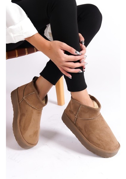 Kalın Tabanlı Yuvarlak Burunlu Kürklü Kısa Kadın Bot fiyatları