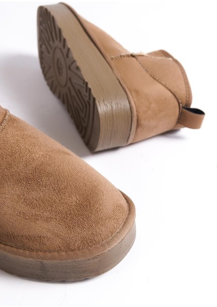 Kalın Tabanlı Yuvarlak Burunlu Kürklü Kısa Kadın Bot modelleri