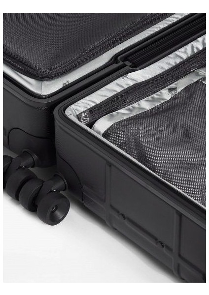 All Weather 4-Wheeler Luggage 30'' modelleri