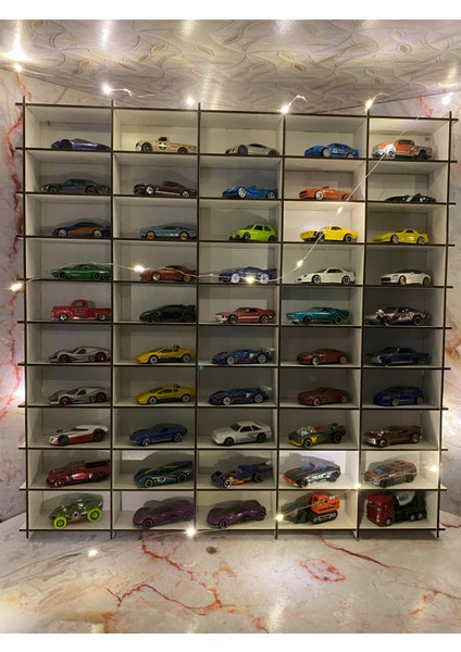 Ahşap Araba Rafı 50'li Beyaz Renk (Hotwheels ve Matcbox Arabaları Için Uygundur)