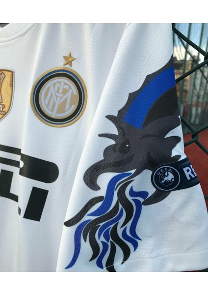 Inter 2010 Şampiyonlar Ligi Finali Ricardo Quaresma Dragon Desenli Nostalji Forması