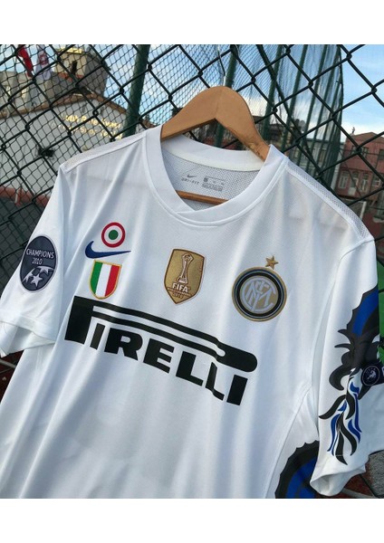 Inter 2010 Şampiyonlar Ligi Finali Ricardo Quaresma Dragon Desenli Nostalji Forması